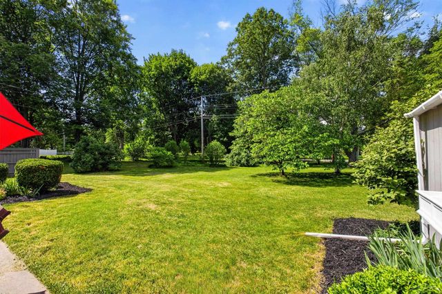 2112 HillGrove Parkway, Midland, MI 48642