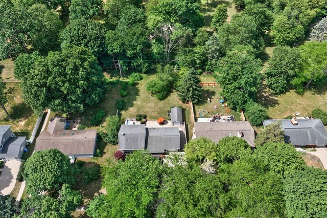 2112 HillGrove Parkway, Midland, MI 48642