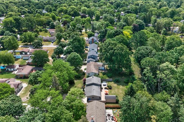 2112 HillGrove Parkway, Midland, MI 48642