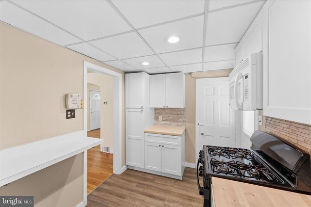 9 N GREENBRIER ST, Arlington, VA 22203