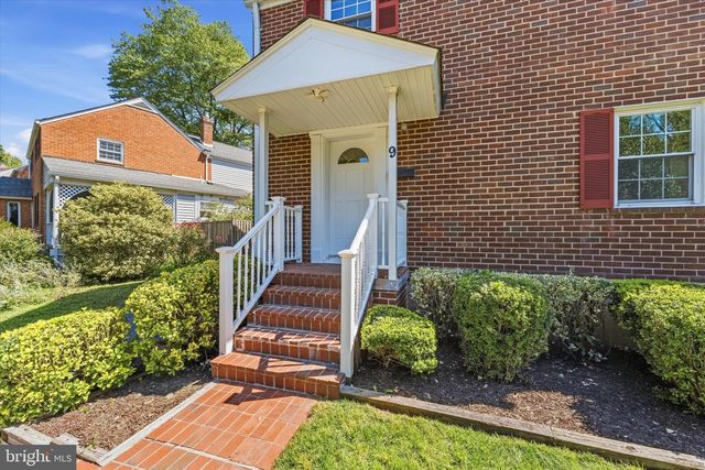 9 N GREENBRIER ST, Arlington, VA 22203