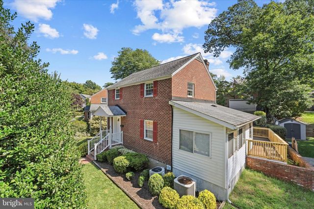 9 N GREENBRIER ST, Arlington, VA 22203