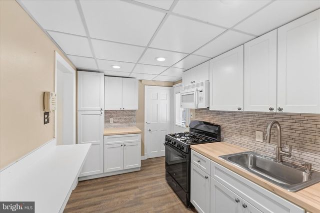 9 N GREENBRIER ST, Arlington, VA 22203
