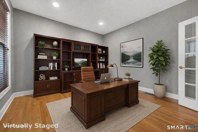 5 Fenwick Drive, Avon, CT 06001