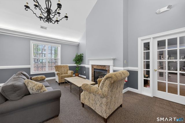 5 Fenwick Drive, Avon, CT 06001