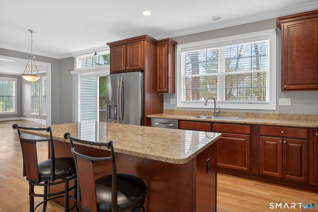 5 Fenwick Drive, Avon, CT 06001