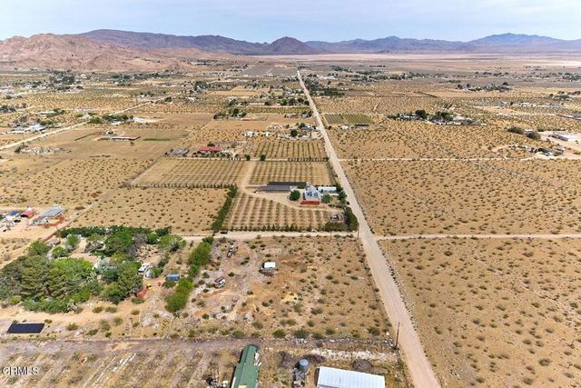 9494 Baker Road, Lucerne Valley, CA 92356