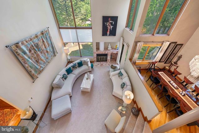 20 BEETHOVEN DR, Wilmington, DE 19807
