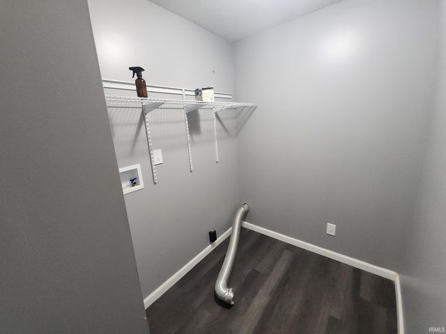 5992 N 1100 W, Royal Center, IN 46978