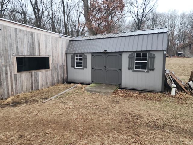 5992 N 1100 W, Royal Center, IN 46978