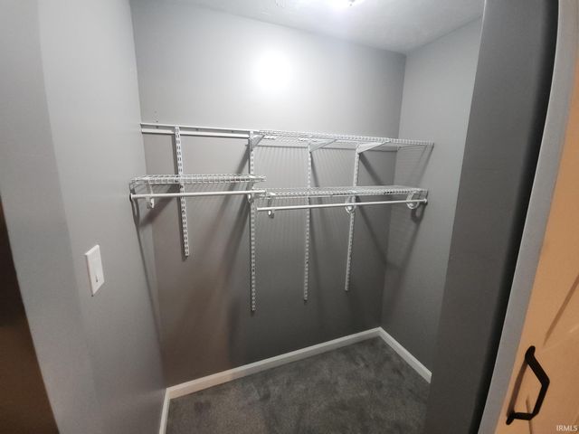 5992 N 1100 W, Royal Center, IN 46978