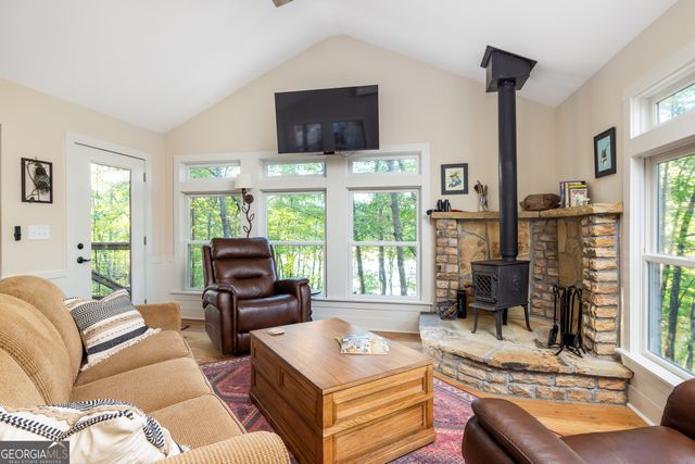 6592 Huckleberry Lane, Lula, GA 30554