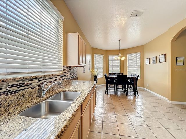 520 ORISTA DRIVE, Davenport, FL 33897