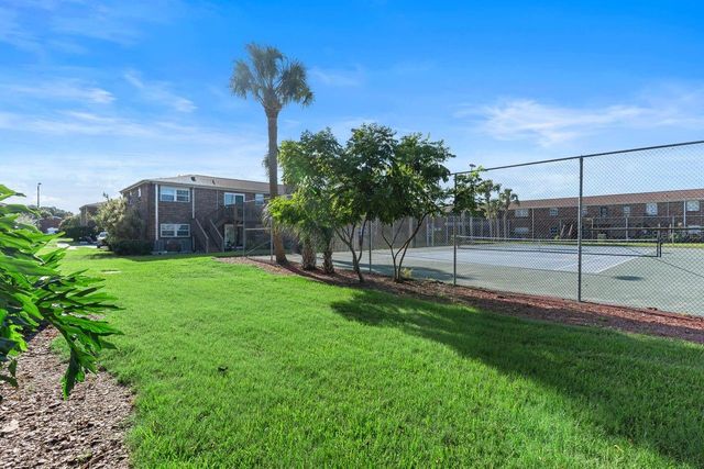 1920 E EDGEWOOD DRIVE A5, Lakeland, FL 33803