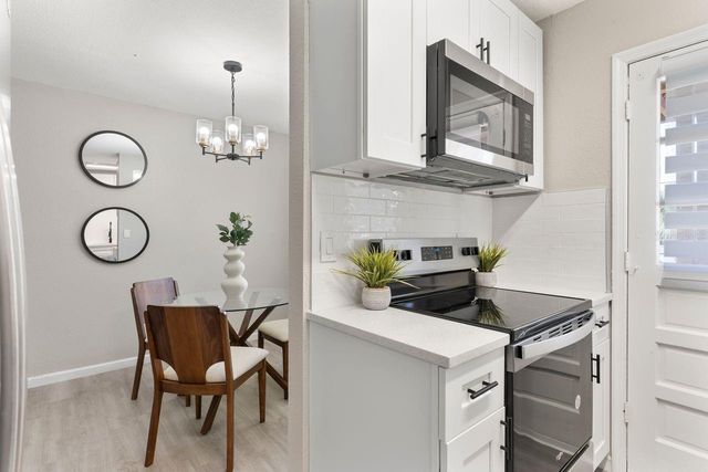 1920 E EDGEWOOD DRIVE A5, Lakeland, FL 33803