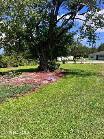 2088 Dawson Cabin Road, Jacksonville, NC 28540