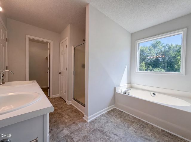 153 Sommerset Drive, Clayton, NC 27520