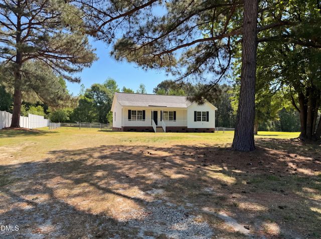 153 Sommerset Drive, Clayton, NC 27520