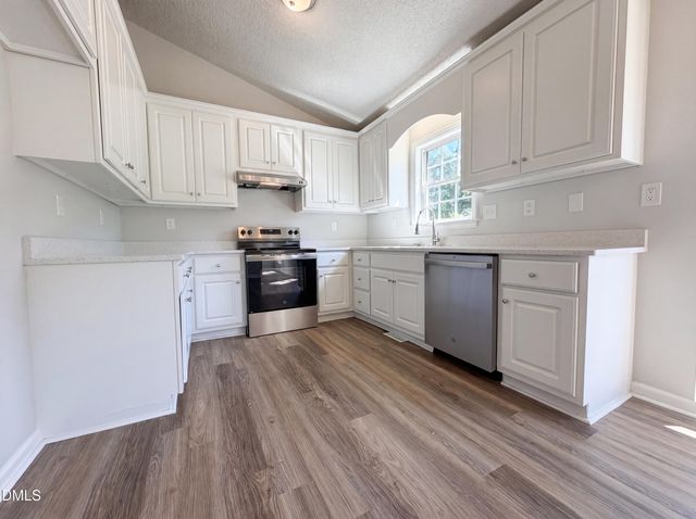 153 Sommerset Drive, Clayton, NC 27520