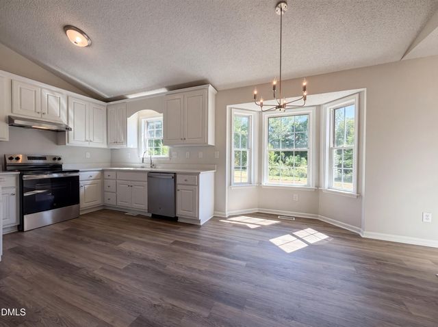 153 Sommerset Drive, Clayton, NC 27520