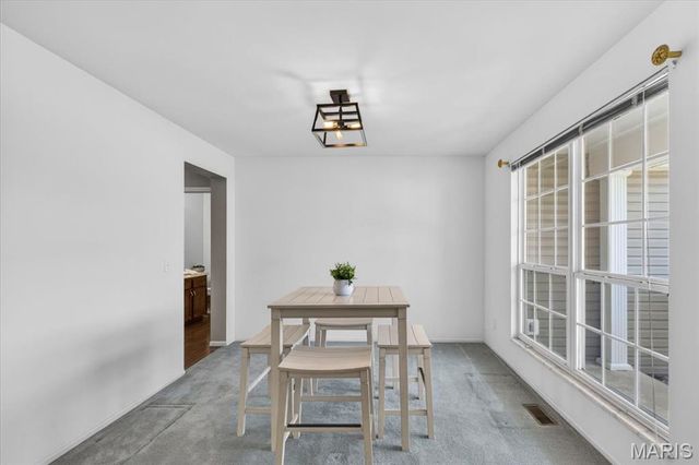 7 Windsor Chair Court, O'fallon, MO 63366