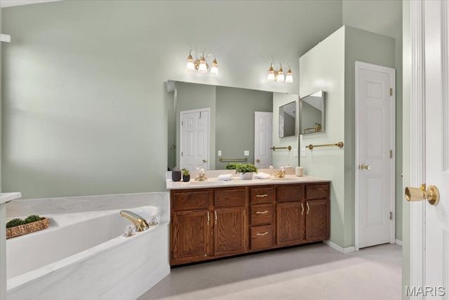 7 Windsor Chair Court, O'fallon, MO 63366