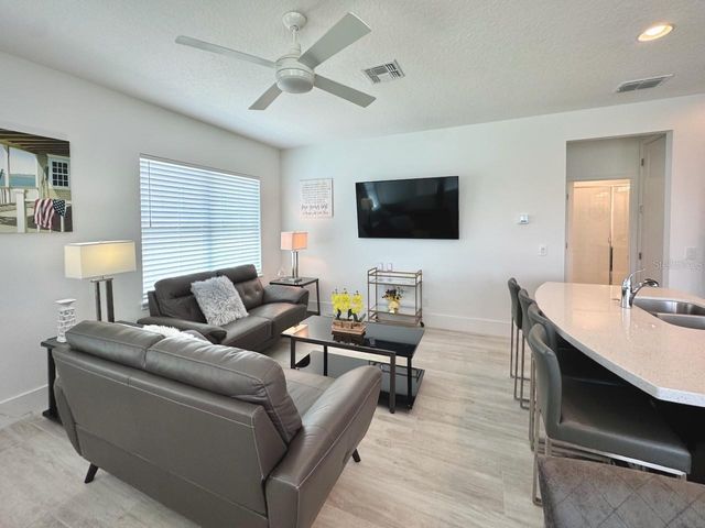 8720 REYMONT STREET, Orlando, FL 32827