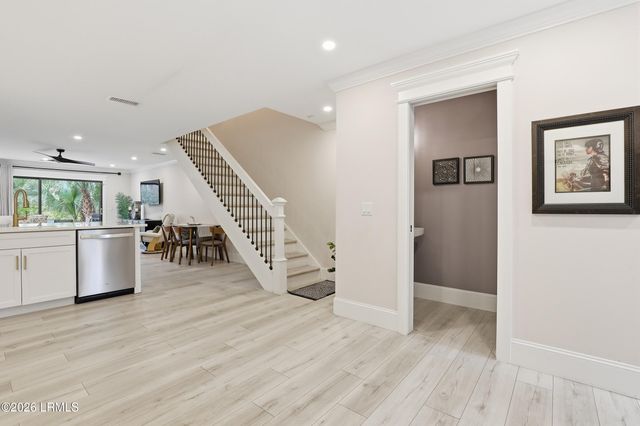 63 Shipyard Dr Apt 405, Hilton Head Island, SC 29928