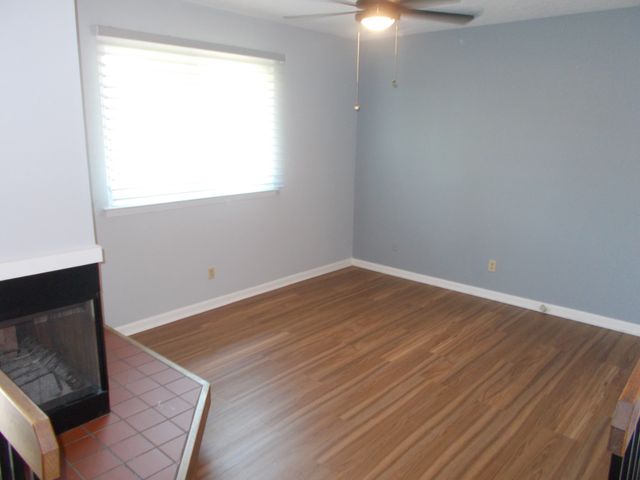 306 Woodview Ct, Old Hickory, TN 37138