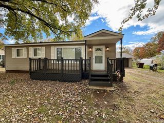 45949 Bontekos Avenue, Belleville, MI 48111