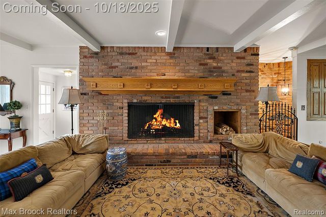 521 Kingsley Trail, Bloomfield Hills, MI 48304