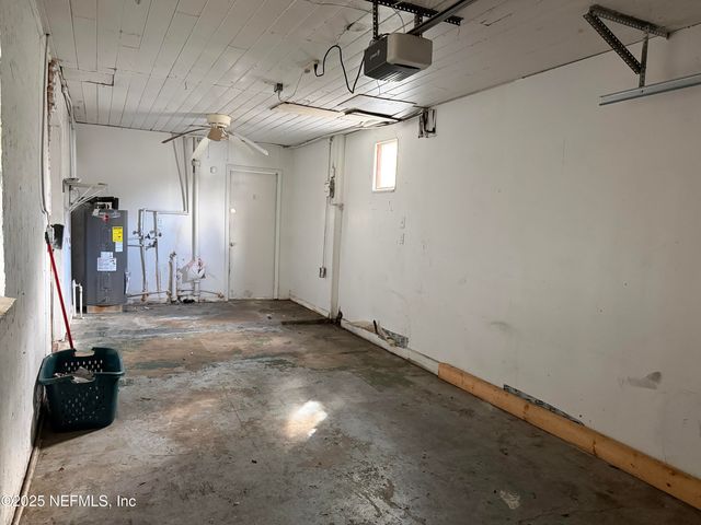 2423 GREEN OAK Drive, Jacksonville, FL 32211