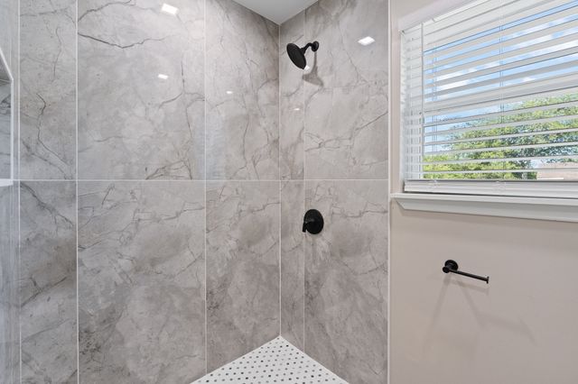 6207 Ivy Hill Road, Fort Worth, TX 76135