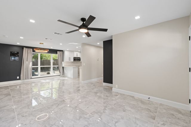 6207 Ivy Hill Road, Fort Worth, TX 76135