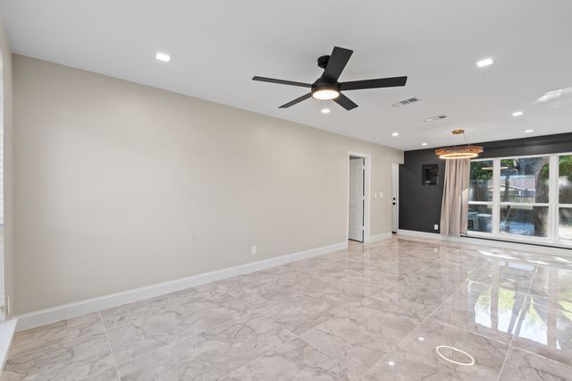 6207 Ivy Hill Road, Fort Worth, TX 76135