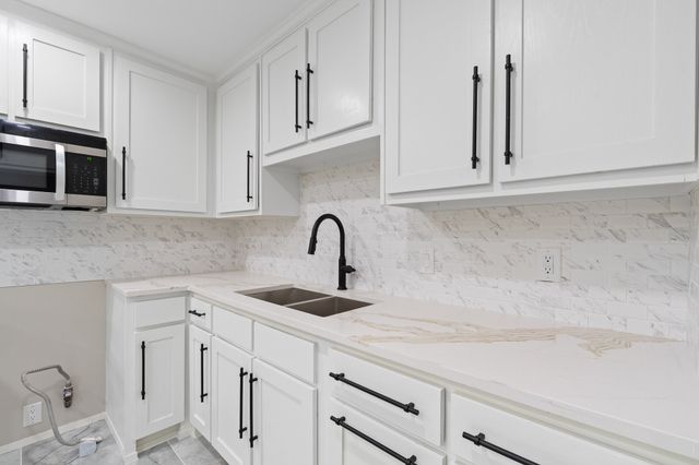 6207 Ivy Hill Road, Fort Worth, TX 76135