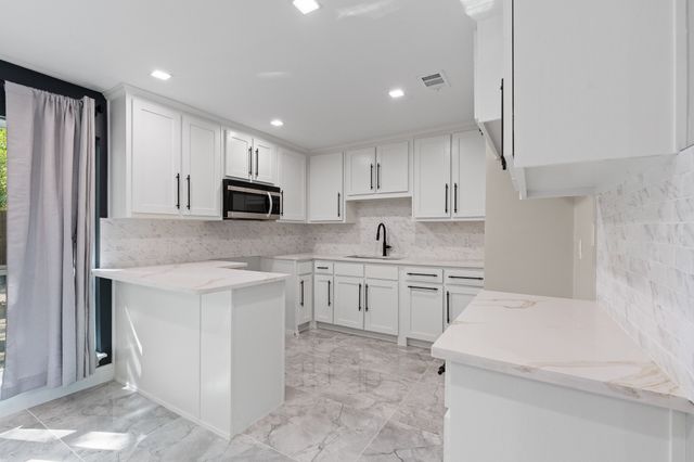 6207 Ivy Hill Road, Fort Worth, TX 76135
