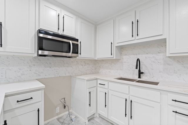 6207 Ivy Hill Road, Fort Worth, TX 76135