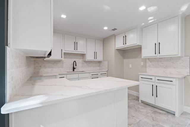 6207 Ivy Hill Road, Fort Worth, TX 76135