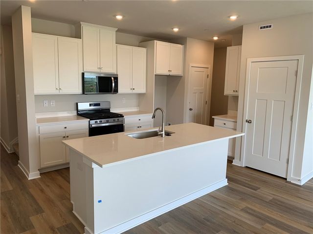 212 Paddock, Harmony Boro, PA 16037