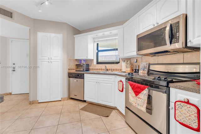 6755 W Broward Boulevard 405, Plantation, FL 33317