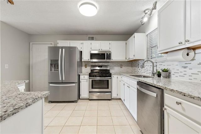 4466 High Gate Court NW, Acworth, GA 30101