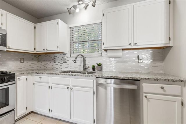 4466 High Gate Court NW, Acworth, GA 30101