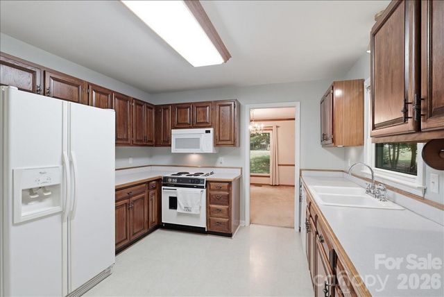 13930 Maple Hollow Lane, Mint Hill, NC 28227