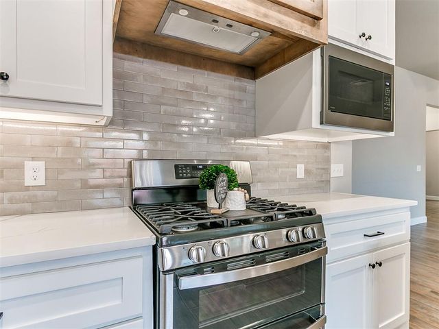 1914 Oakville Court, Norman, OK 73071