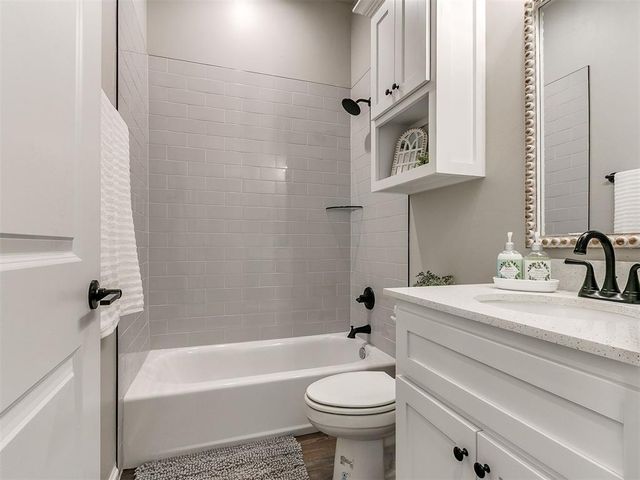 1914 Oakville Court, Norman, OK 73071