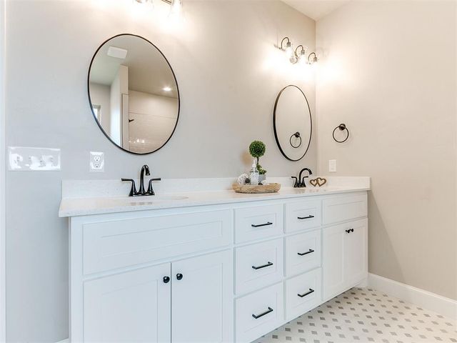 1914 Oakville Court, Norman, OK 73071