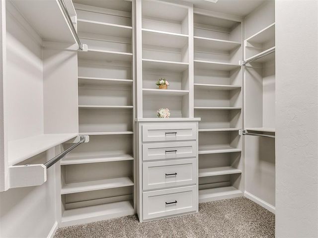 1914 Oakville Court, Norman, OK 73071