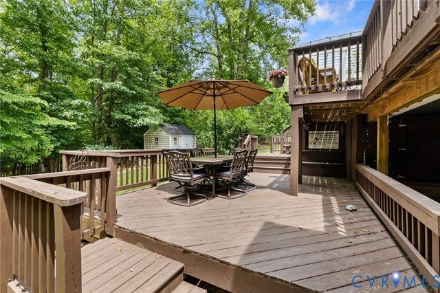 12028 Bennett Ct, Glen Allen, VA 23059