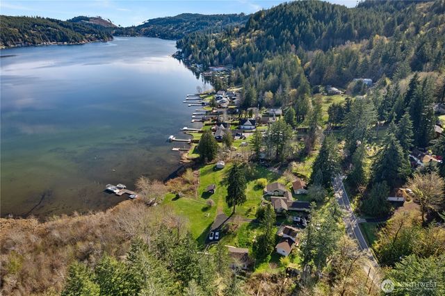 401 Summit Lake Shore Road NW, Olympia, WA 98502